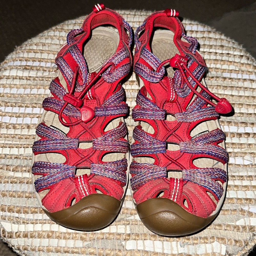 KEEN Whisper Waterproof Women 8 Red Stripe Anatomic Footbed Comfort Sandals